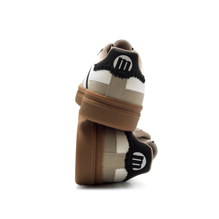 Zapatillas urban Mustang cumbia blancas con detalles en negro y beige - Querol online