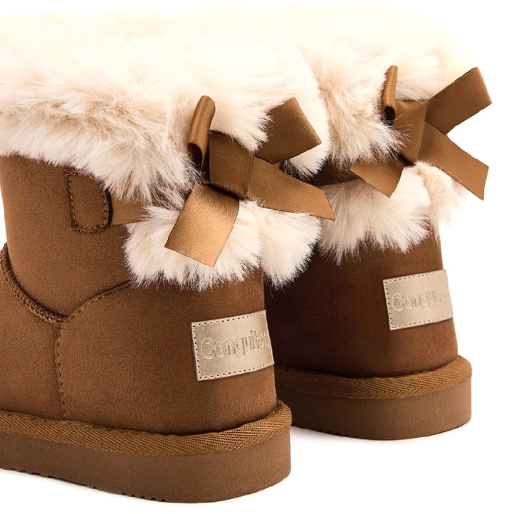 Botines Conguitos marrones con lazo y pelito waterproof - Querol online