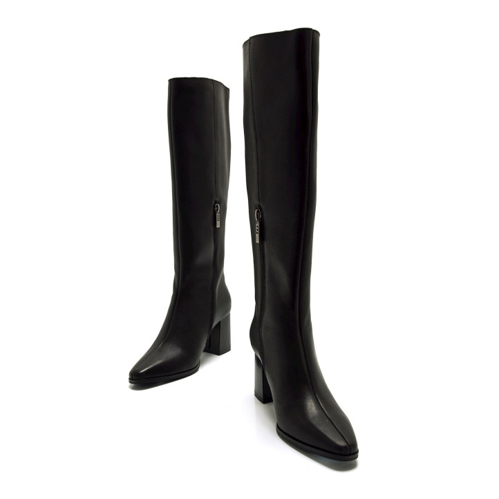 Botas tacón Mustang meghan negras con puntera fina de piel - Querol online