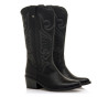 Botas planas Mustang tanubis negras estilo cowboy con bordados decorativos