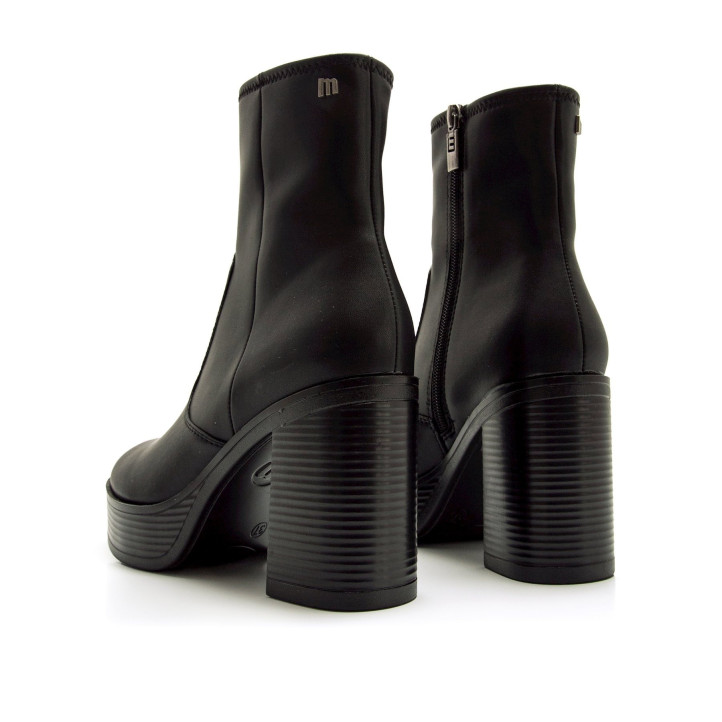 Botines planos Mustang new 67 negros con caña ajustada - Querol online