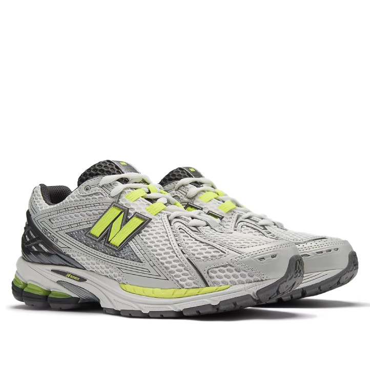 Zapatillas deportivas New Balance U1906R light silver metallic con alkaline green - Querol online