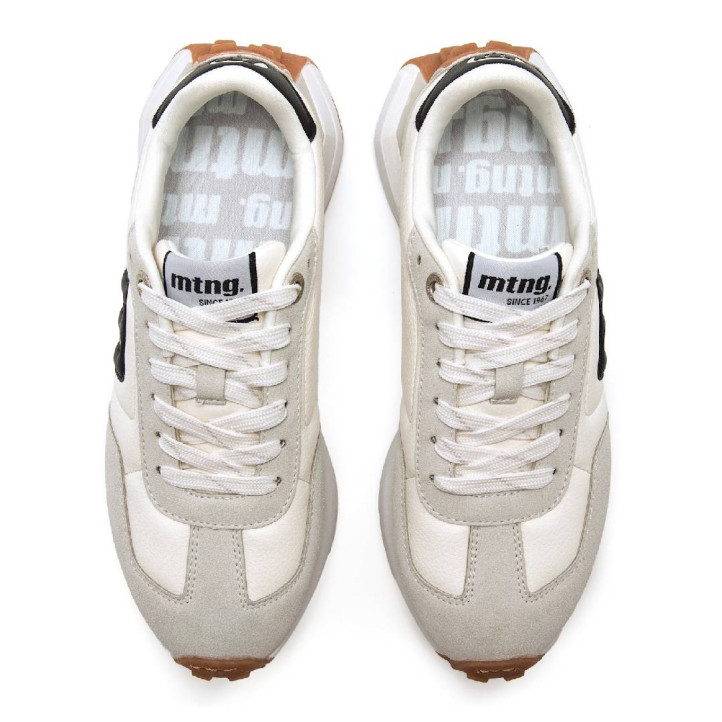 Zapatillas urban Mustang zinc blancas y grises con suela dentada caramelo - Querol online