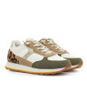 Zapatillas urban Mustang joggo sai blancas y verdes efecto serpiente y animal print