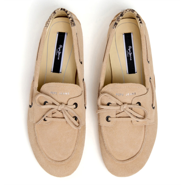 Mocasín Pepe Jeans noa star estilo mocasín beige con animal print - Querol online