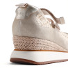 Zapatillas cuña Gioseppo beige de rejilla y cuña forrada kivik