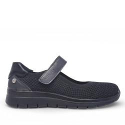 Zapatos cuña Amarpies negros estilo mercedita con velcro y cuña - Querol online