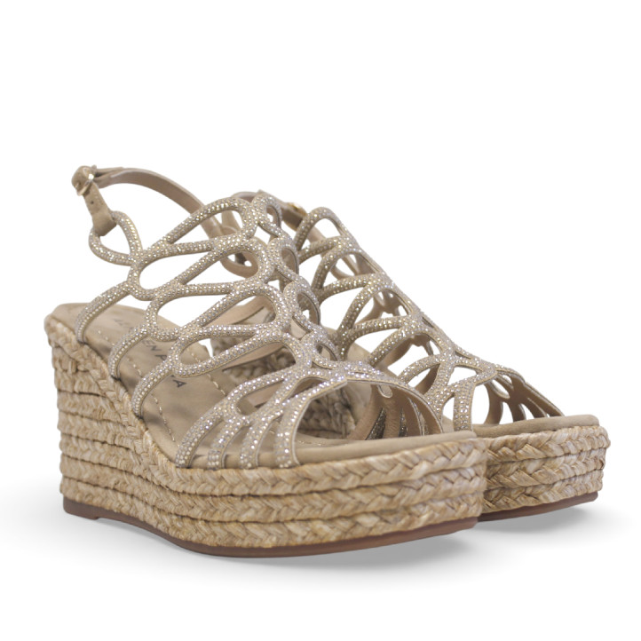 Sandalias cuña Alma en pena marrón claro con brillantes y forma en el empeine - Querol online