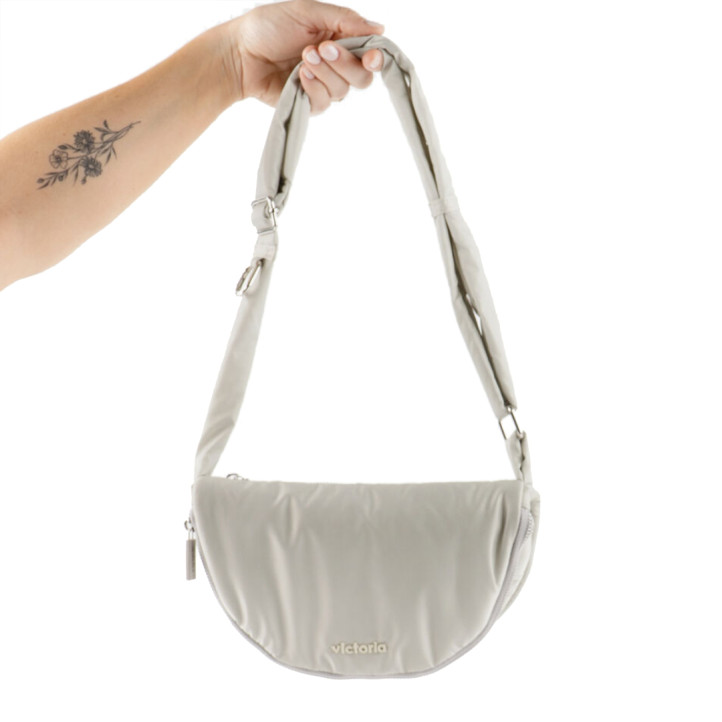 Bolso Victoria beige nylon media luna - Querol online