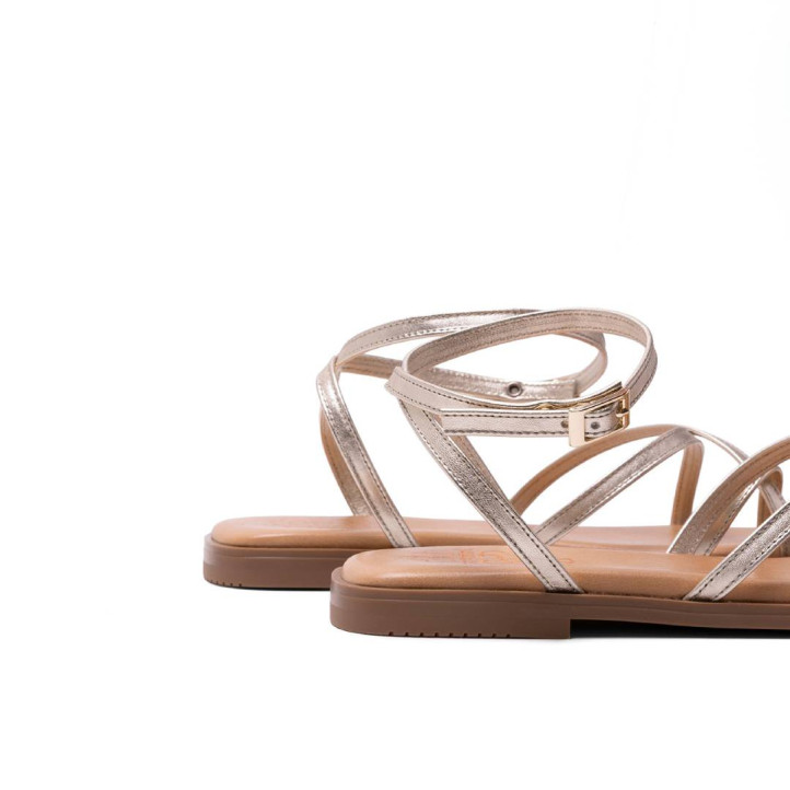 Sandalias planas Porronet bianca doradas con pulsera al tobillo de piel - Querol online