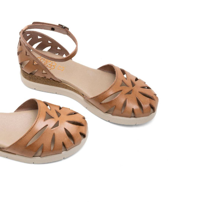 Sandalias cuña Porronet federica taupe estilo cangrejera de piel - Querol online
