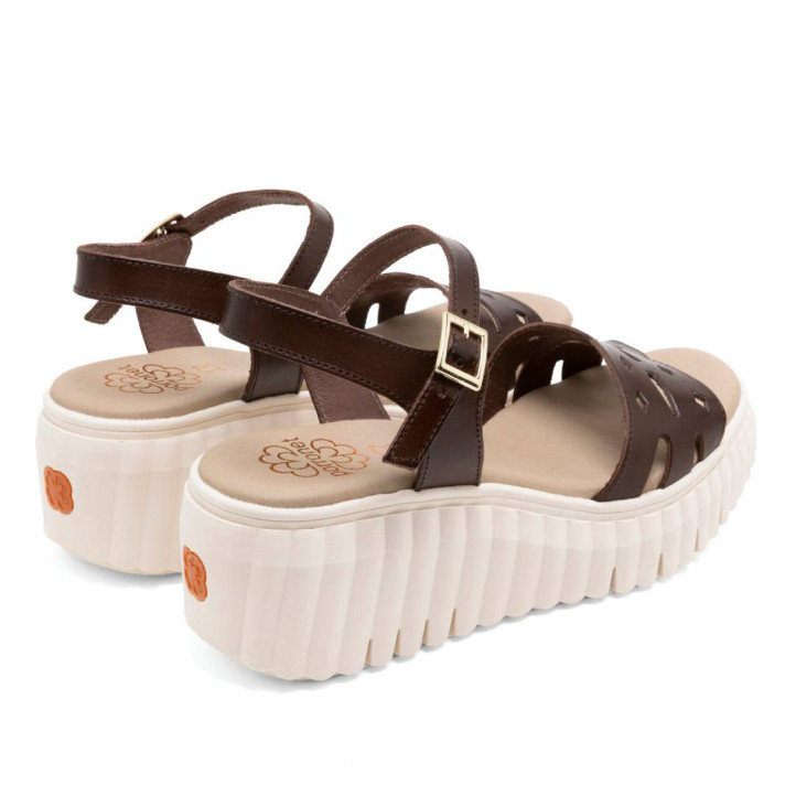 Sandàlies falca Porronet elsa moka amb pala troquelada de pell - Querol online