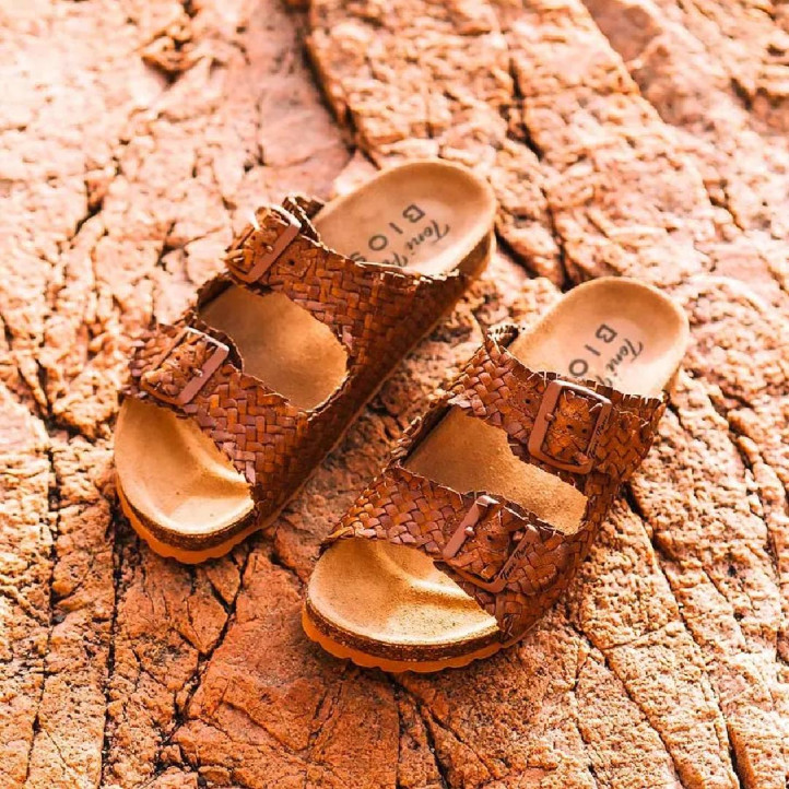 Sandàlies planes TONI PONS guam-te cuir amb sivelles tipus bio - Querol online