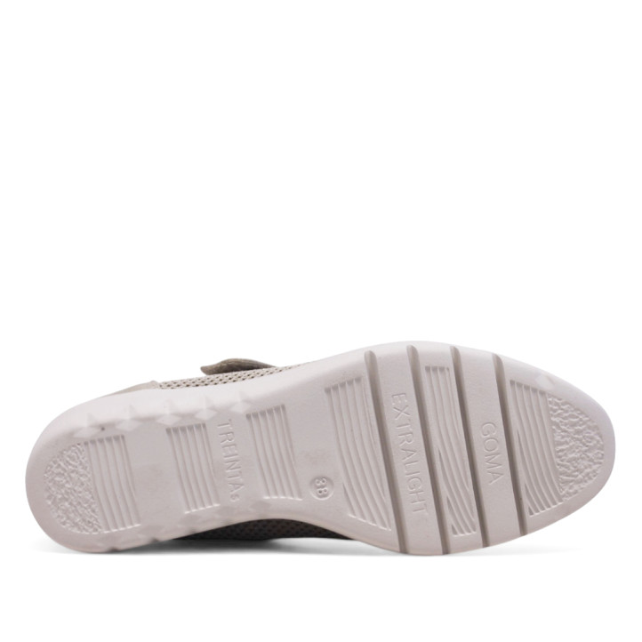 Zapatos cuña Treintas beige estilo mercedita con cierre de velcro y tejido de rejilla - Querol online