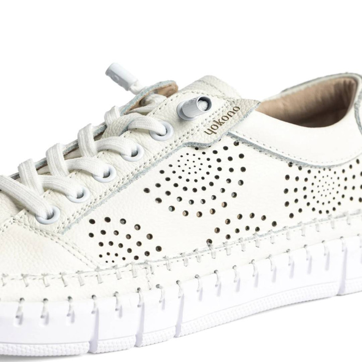 Sabates planes Yokono flow blanques troquelades de pell - Querol online