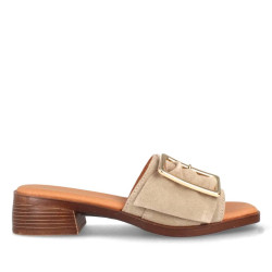 Sandàlies planes Marila oza suede sand amb sivella decorativa - Querol online