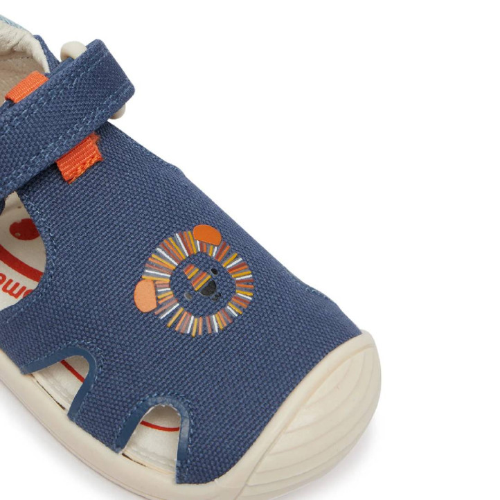sandalias Biomecanics 262185 azules con dibujo de un león de lona - Querol online