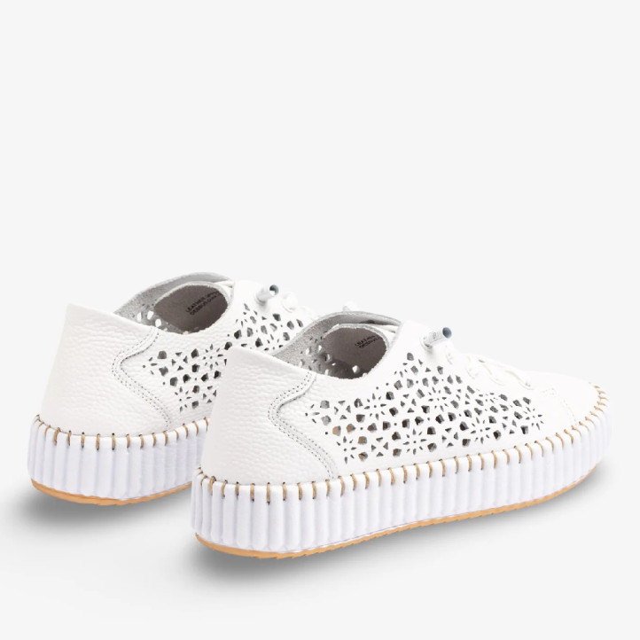 Zapatos planos Yokono vanna 002 blancas con pespunte en la suela - Querol online
