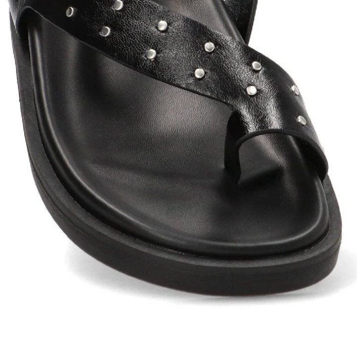Sandalias planas Querol negras con tachulas y tiras al dedo y tobillo - Querol online