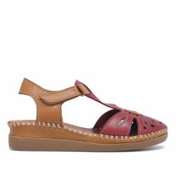 Zapatos planos 48H rojos y marrones con cierre de velcro y detalle frontal marrón - Querol online