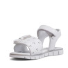 sandalias Chicco cristal blancas con pala ancha y mariposa