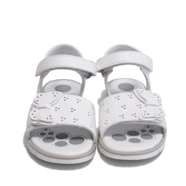 sandalias Chicco cristal blancas con pala ancha y mariposa - Querol online