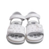 sandalias Chicco cristal blancas con pala ancha y mariposa