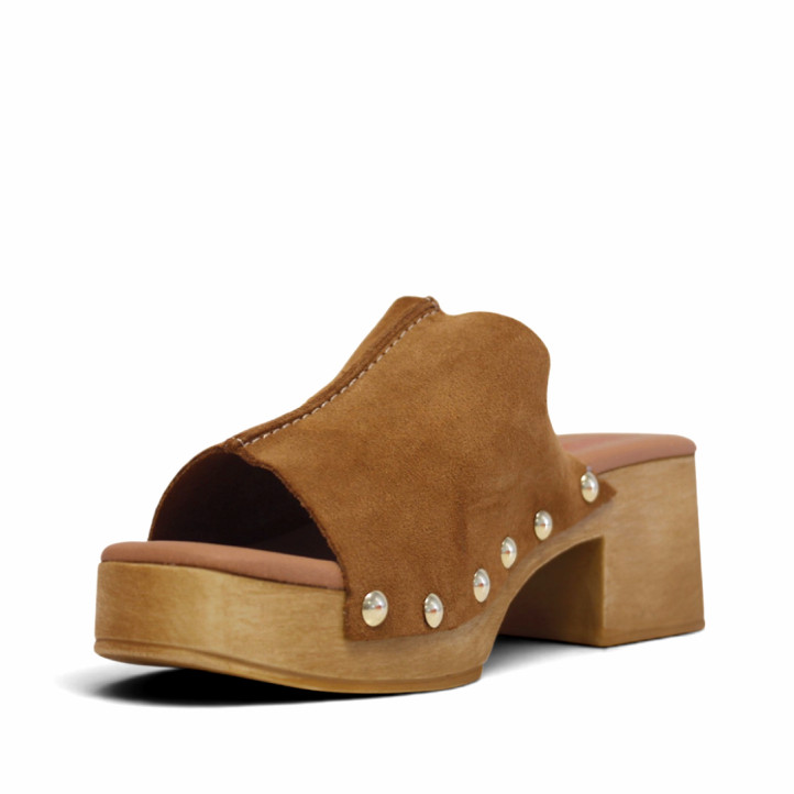 Sandalias tacón Redlove emi marrones con costura central y tachuelas - Querol online