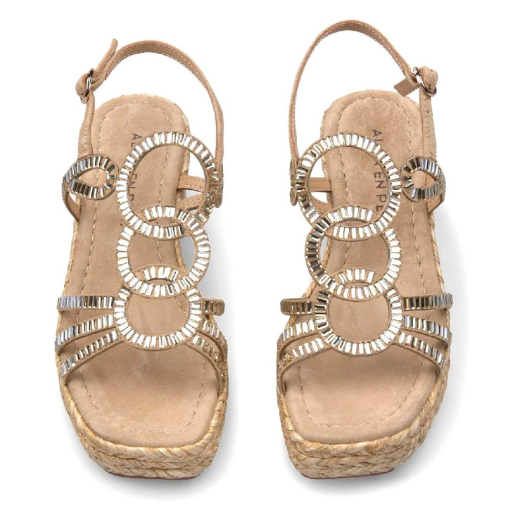Sandalias cuña Alma en pena beige con tiras redondas con brillantes efecto espejo - Querol online