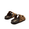 Sandalias planas Mustang sia marrones con detalles de tachuelas