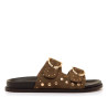 Sandalias planas Mustang sia marrones con detalles de tachuelas