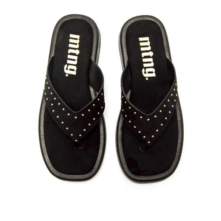 Sandalias planas Mustang maby negras esclava en v y tachuelas doradas - Querol online