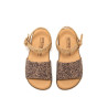 sandalias Mustang free beige con estampado de topos barefoot