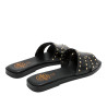 SANDALIA PLANA DE PIEL CON TACHUELAS BECCA NEGRO PORRONET