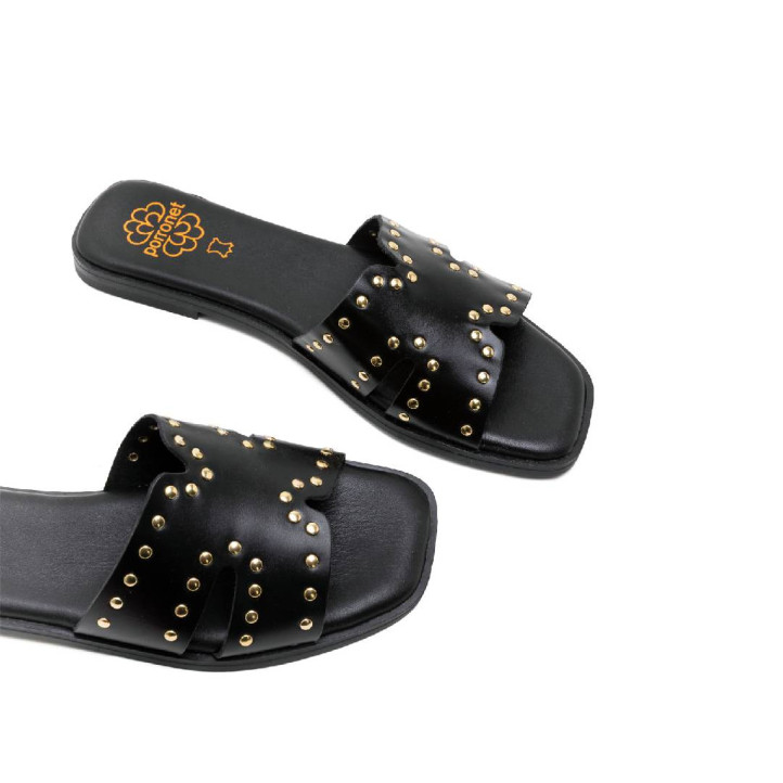 SANDALIA PLANA DE PIEL CON TACHUELAS BECCA NEGRO PORRONET - Querol online