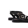 SANDALIA PLANA DE PIEL TACHUELAS CHLOE NEGRO PORRONET