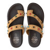 SANDALIA PLANA DE PIEL TACHUELAS HANNAH CAMEL PORRONET