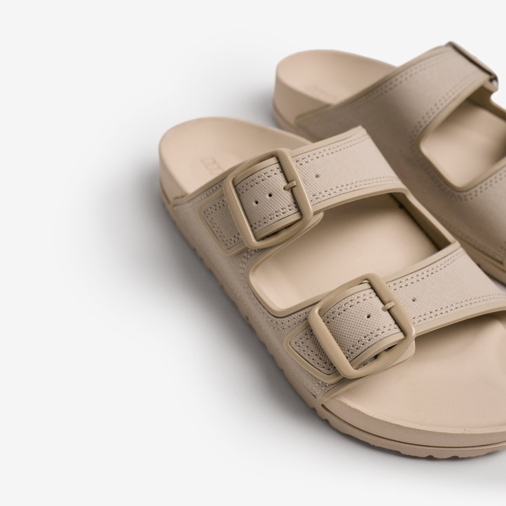 CHANCLAS DE MUJER MUSTANG COZUMEL BEIGE 60188 63276 - Querol online