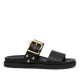 Sandalias planas Yokono morena negras con hebilla dorada y textura - Querol online