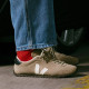 Zapatillas urban VEJA gt suede taupe pierre - Querol online