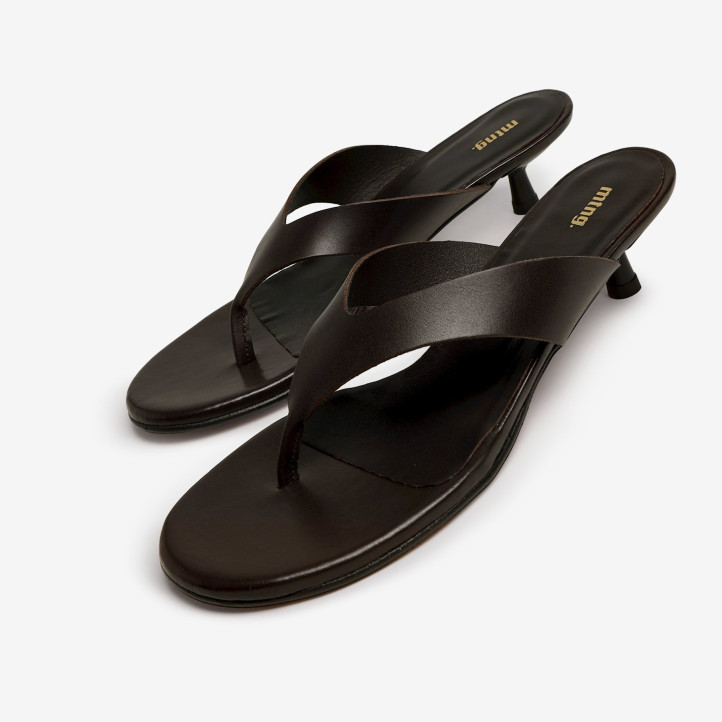 SANDALIAS DE MUJER MUSTANG KITTY MARRON 54142 63999 - Querol online