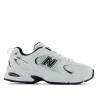 Zapatillas New Balance 530 White Black de estilo running retro para mujer
