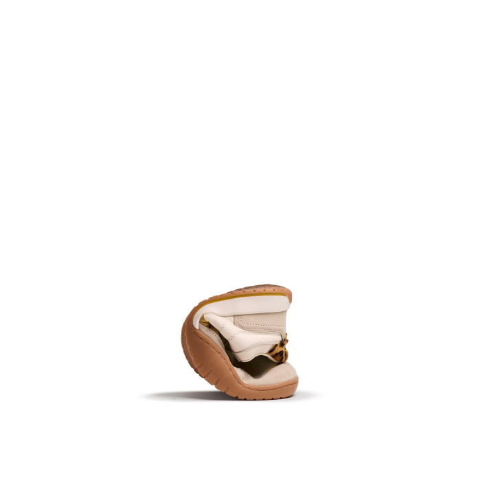 DEPORTIVAS DE MUJER MUSTANG FREE ORBIT BEIGE 60957 63555 - Querol online