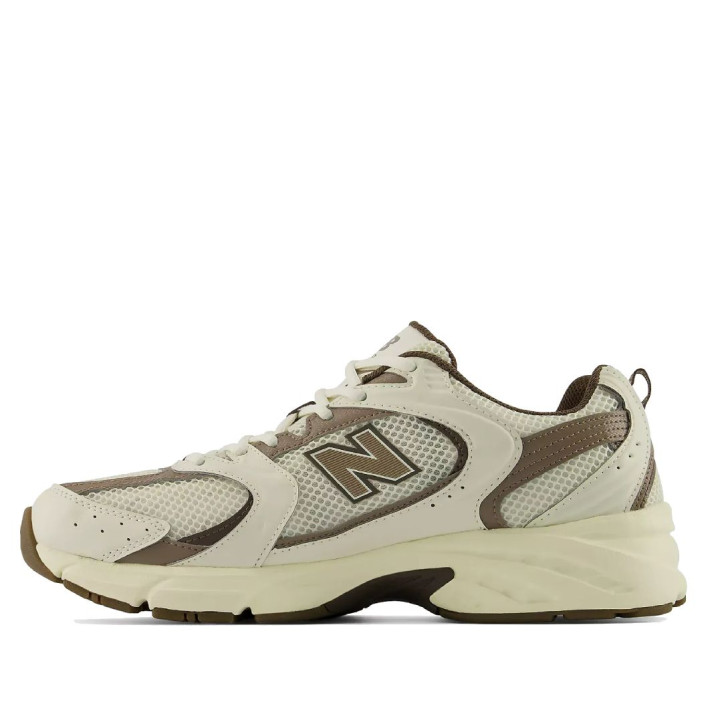 Sabatilles New Balance 530 unisex beix i marró amb amortiment ABZORB - Querol online