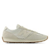 Sabatilles New Balance 471 unisex beix i crema d'estil retro