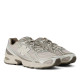 Zapatillas deportivas New Balance 740 unisex beige y gris con amortiguación ABZORB - Querol online