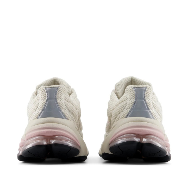 Zapatillas deportivas New Balance 5030 unisex beige y rosa con amortiguación ABZORB SBS - Querol online