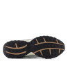 Zapatillas deportivas New Balance 204L blancas y plateadas con detalles beige