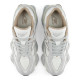 Sabatilles esportives New Balance 9060 grises i beix amb amortiment ABZORB - Querol online