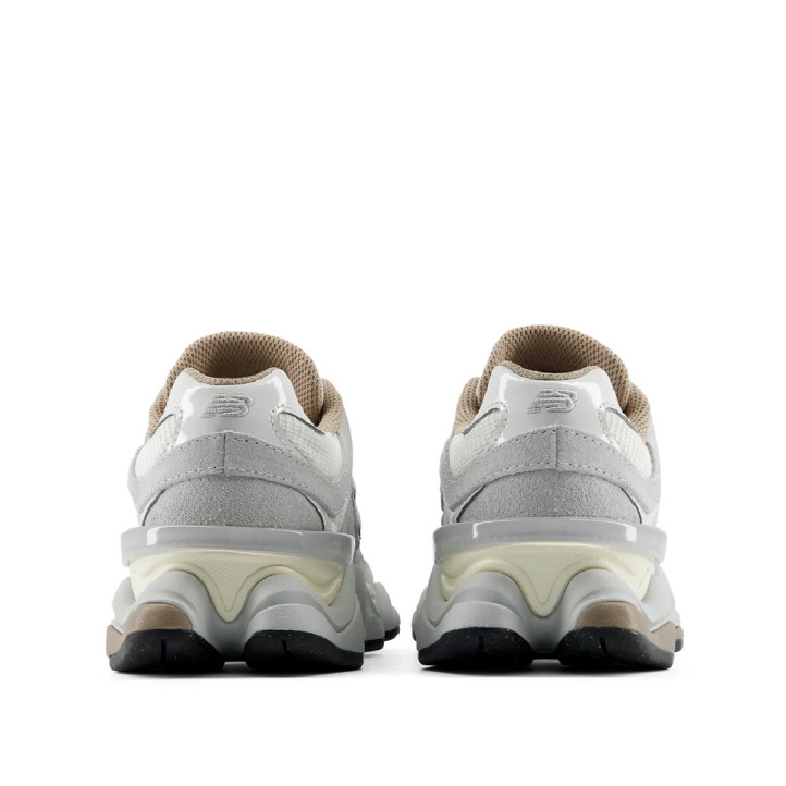 Sabatilles esportives New Balance 9060 grises i beix amb amortiment ABZORB - Querol online